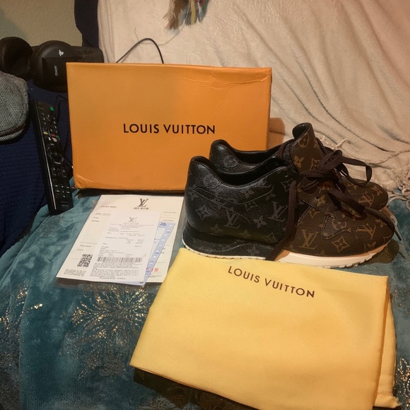 Louis Vuitton sneakers I have the receipt - Picture 6 of 6